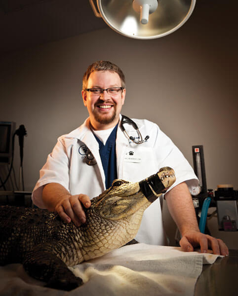 Michael Wenninger DVM'04: Exotic Animal Vet | On Wisconsin Magazine