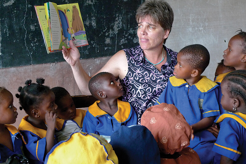 Dena Florczyk founded The Nigerian School Project to aid education in 