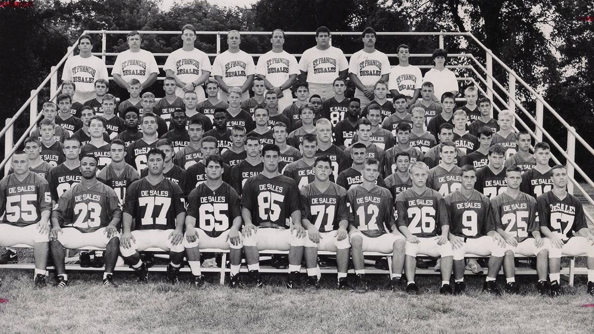 Black and white photo of Luke Fickell's high school football team 